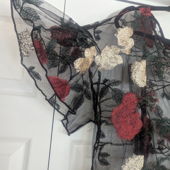 Floral Lace Sheer Top 3X - Picture 4 of 4